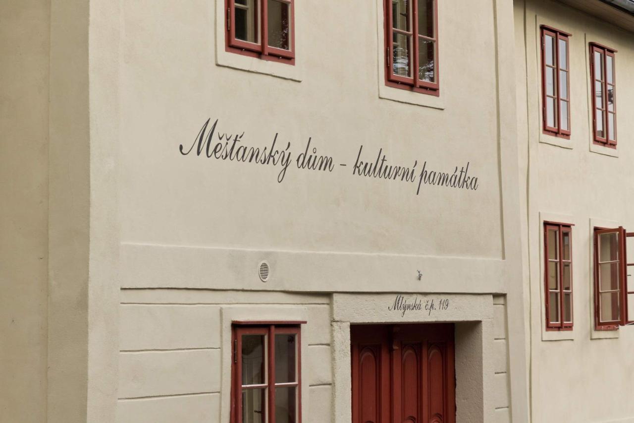 Mestansky Dum - Kulturni Pamatka Mlynska 119 Jindřichŭv Hradec Eksteriør billede